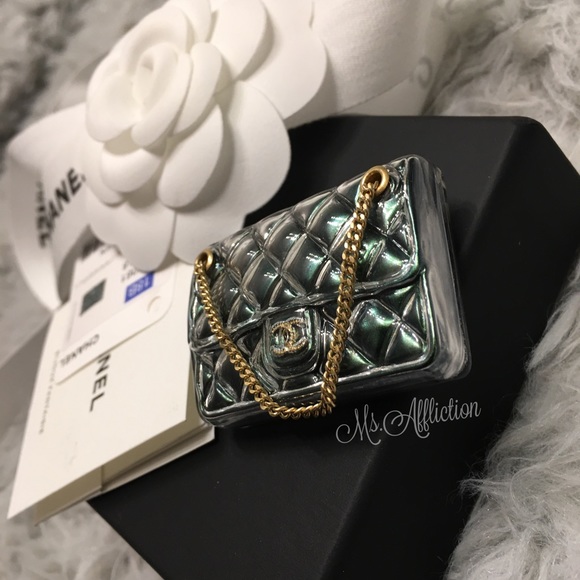 CHANEL Authentic CC Classic Flap Bag Brooch NWT - Picture 4 of 8